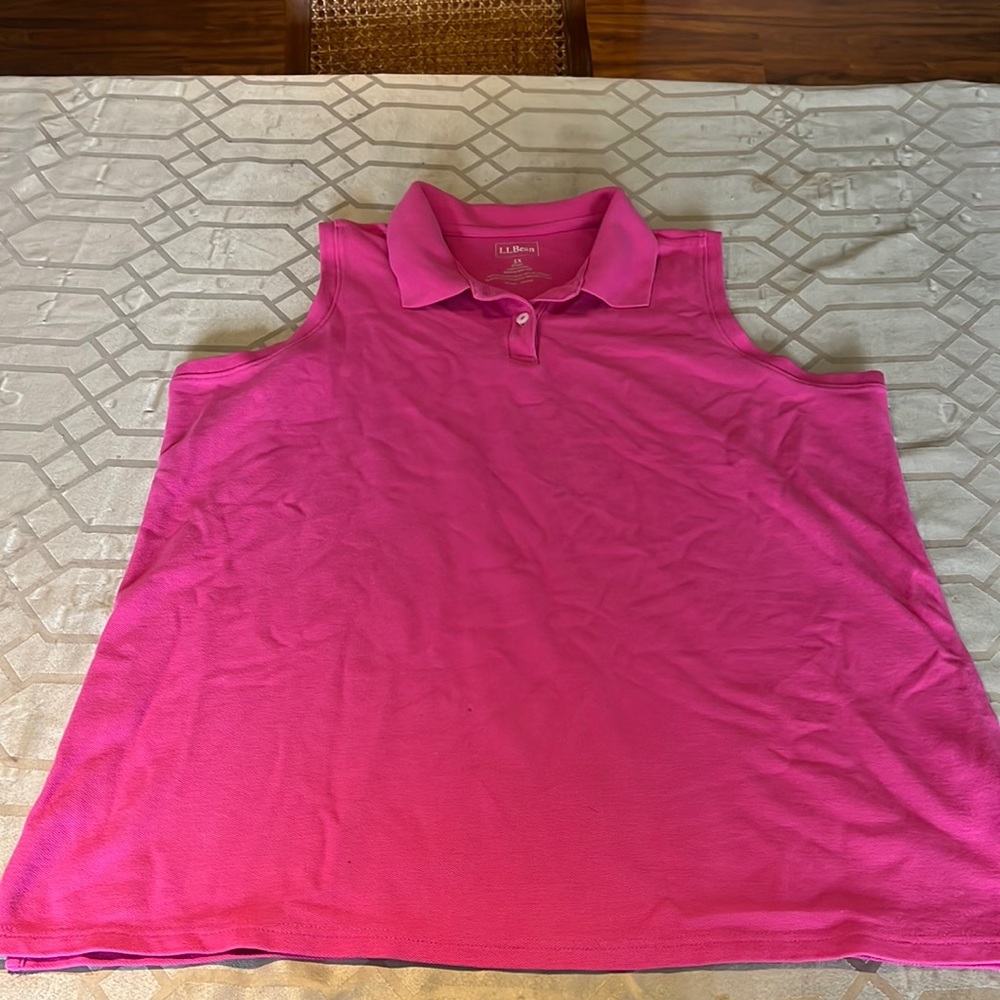 Womens LL Bean sleeveless golf shirt